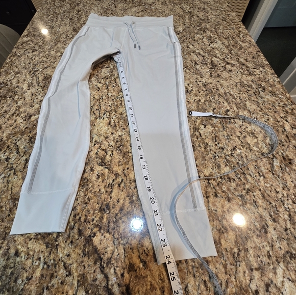 Vuori Daily Sport Leggings Light Gray Women's XL Activewear Yoga - Picture 10 of 10